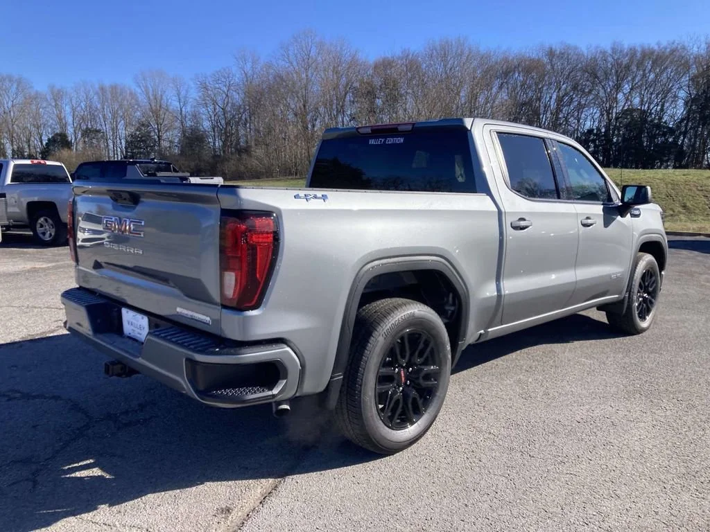 New 2026 Sterling Metallic GMC Elevation image 4