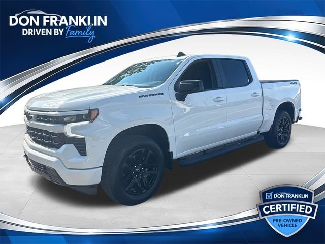 Used 2025 White Chevrolet RST image 1
