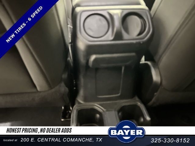 Used 2018 White Jeep Unlimited Sport image 19