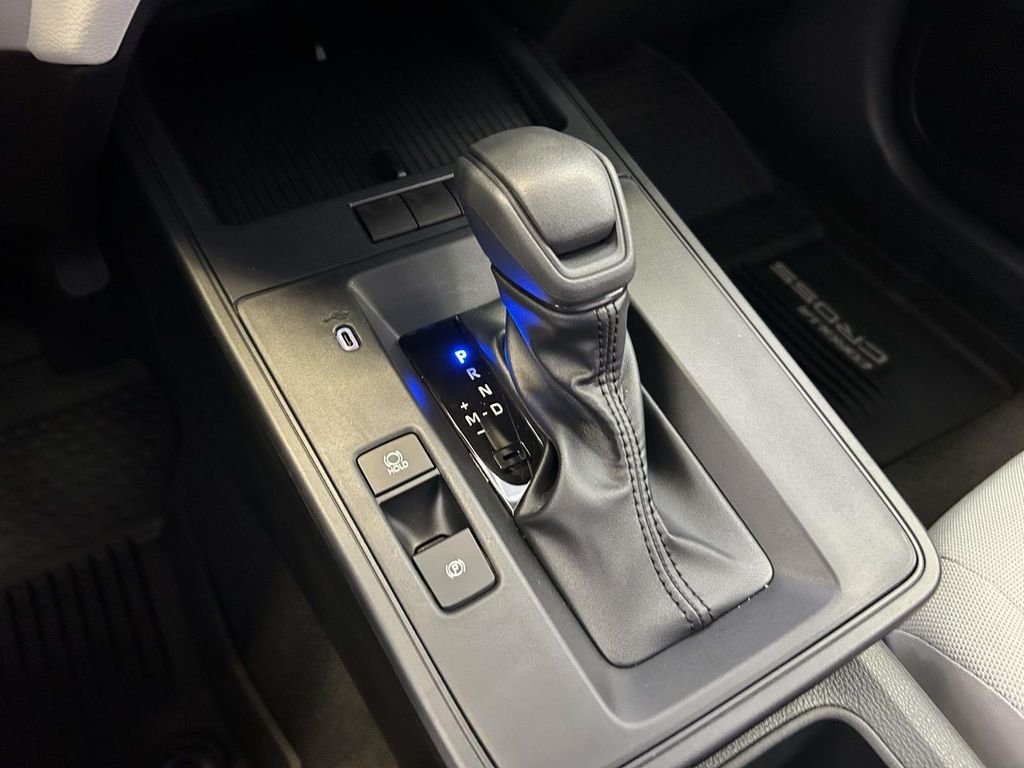 Used 2026  Toyota L image 19