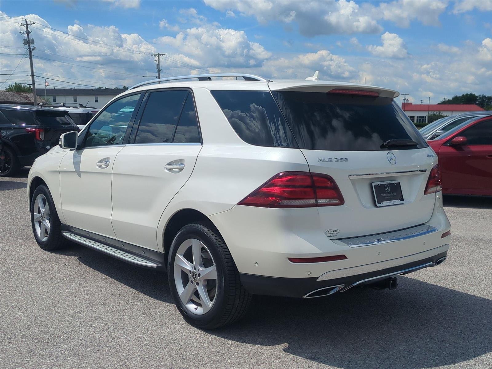 Used 2018 designo Diamond White Metallic Mercedes-Benz GLE 350 image 3