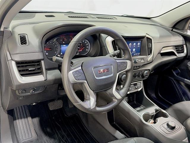 Used 2022 Quicksilver Metallic GMC SLE image 10