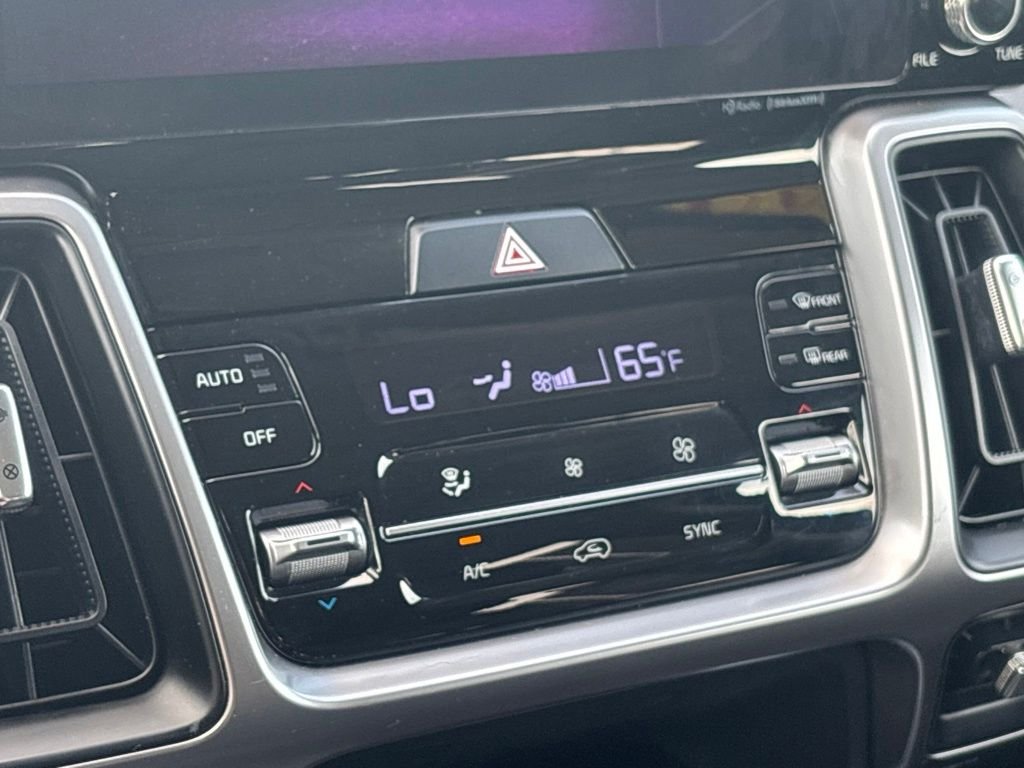 Certified Used 2023 Silver Kia X-Line S image 30