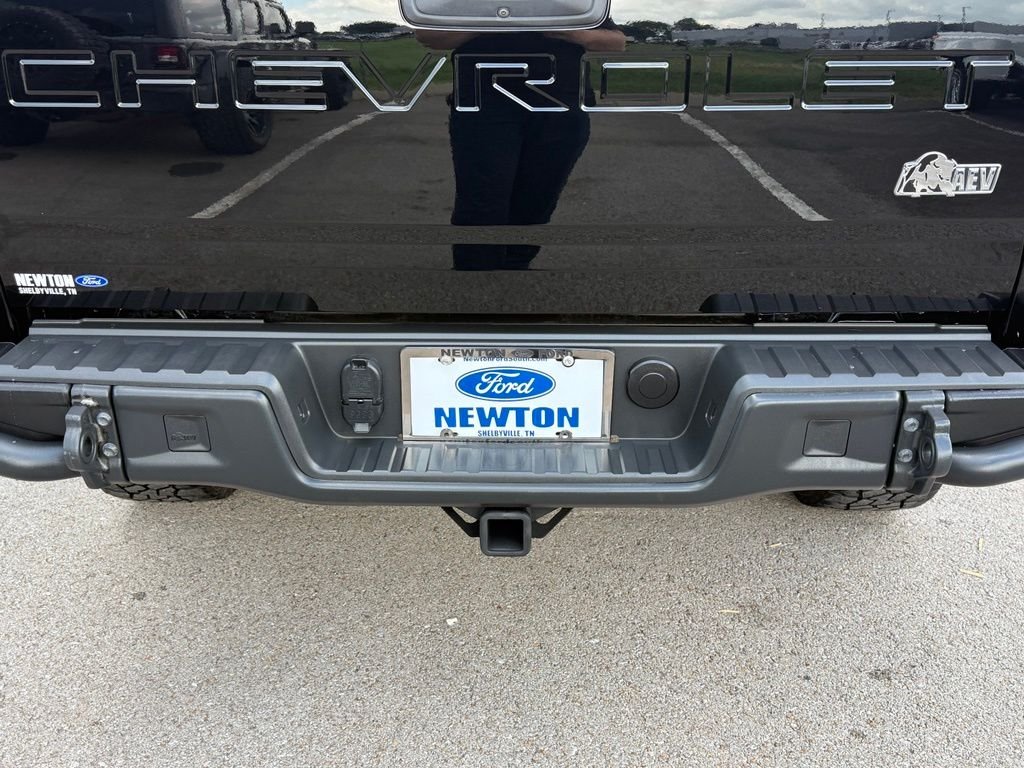 Used 2021 Black Chevrolet ZR2 image 37