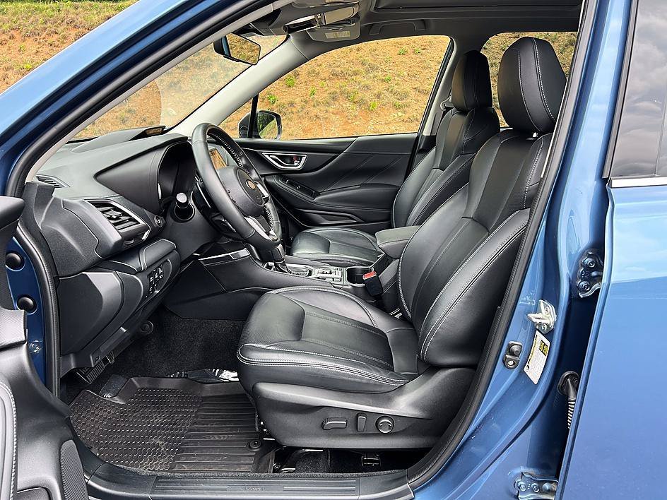 Used 2022 Horizon Blue Pearl Subaru Touring image 11