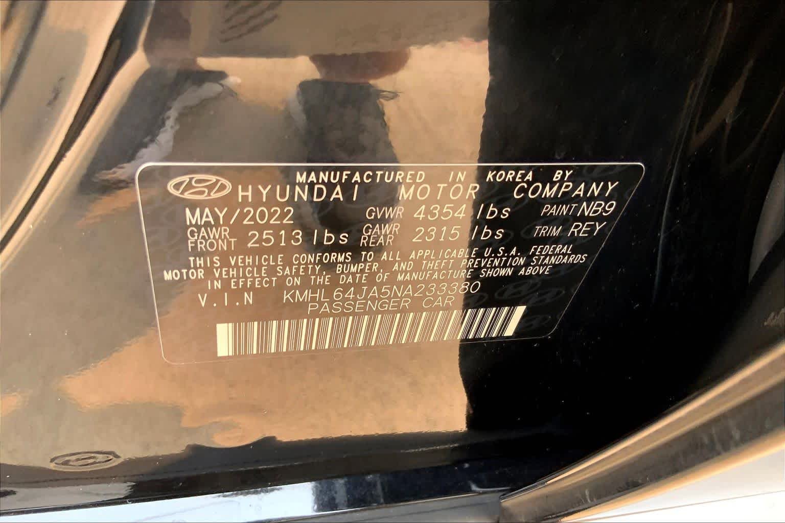 Used 2022 Phantom Black Hyundai SEL image 32