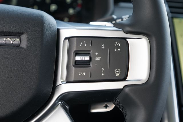 Used 2025 Gray Land Rover S image 19