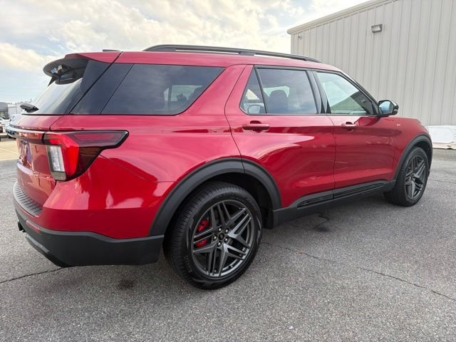 Used 2026 Red Ford ST-Line image 3