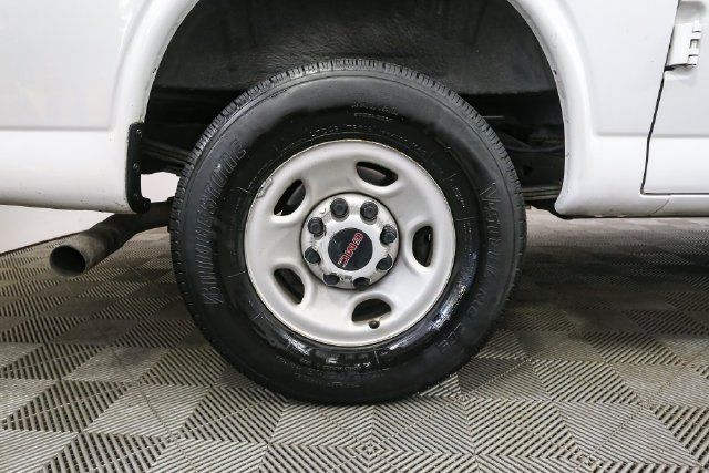 Used 2023 White GMC Work Van image 15