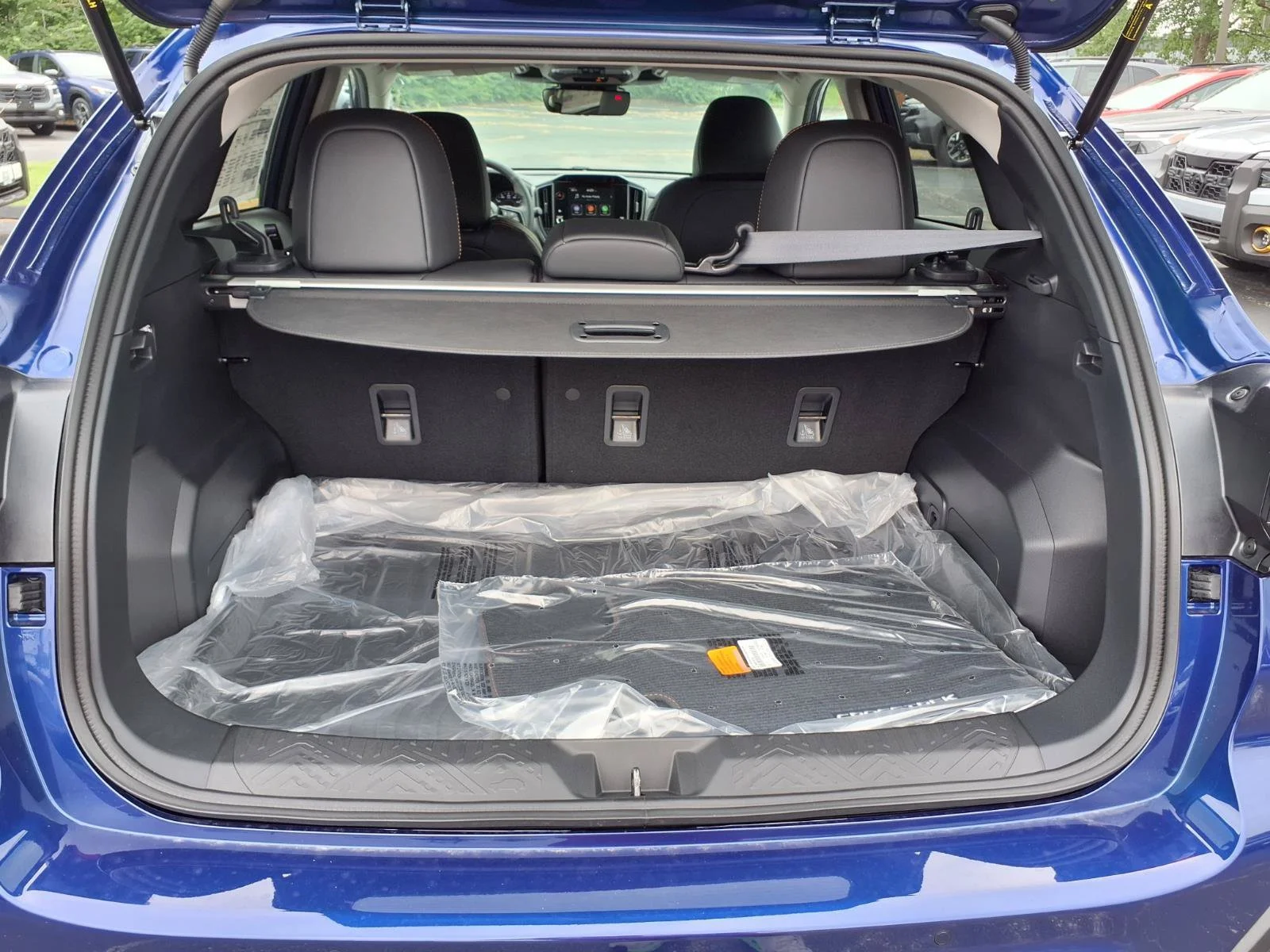 New 2026 SAPPHIRE BLUE PEARL Subaru Limited image 4