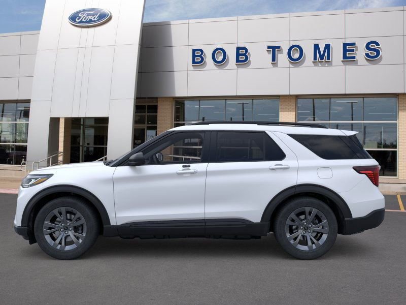New 2026 Star White Metallic Tri-Coat Ford Active image 4
