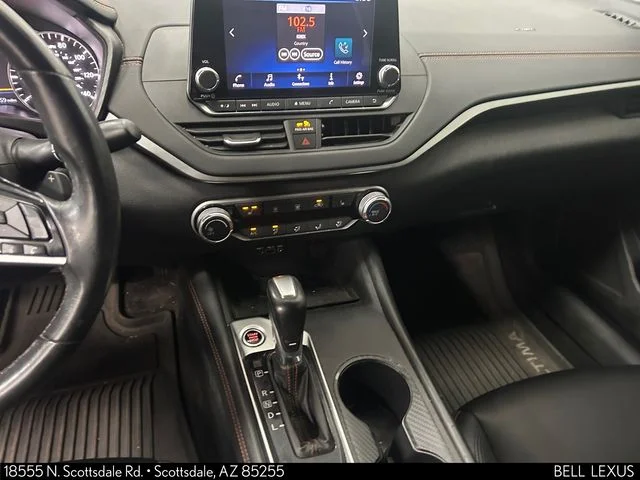 Used 2019 Red Nissan 2.5 SR image 22