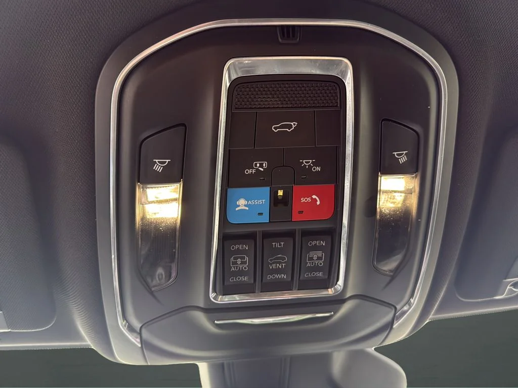 Used 2024 Black Jeep Limited image 25