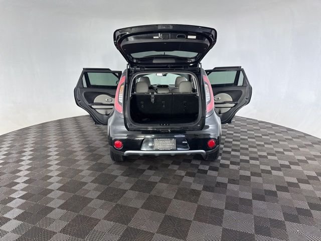 Used 2017 Black Kia Plus image 15