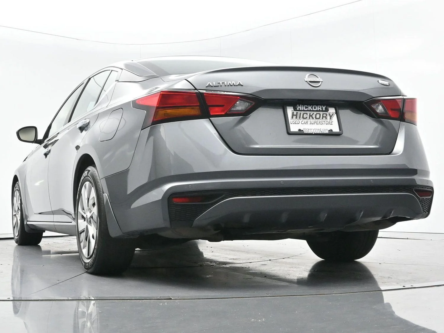 Used 2024 Gun Metallic Nissan 2.5 S image 44