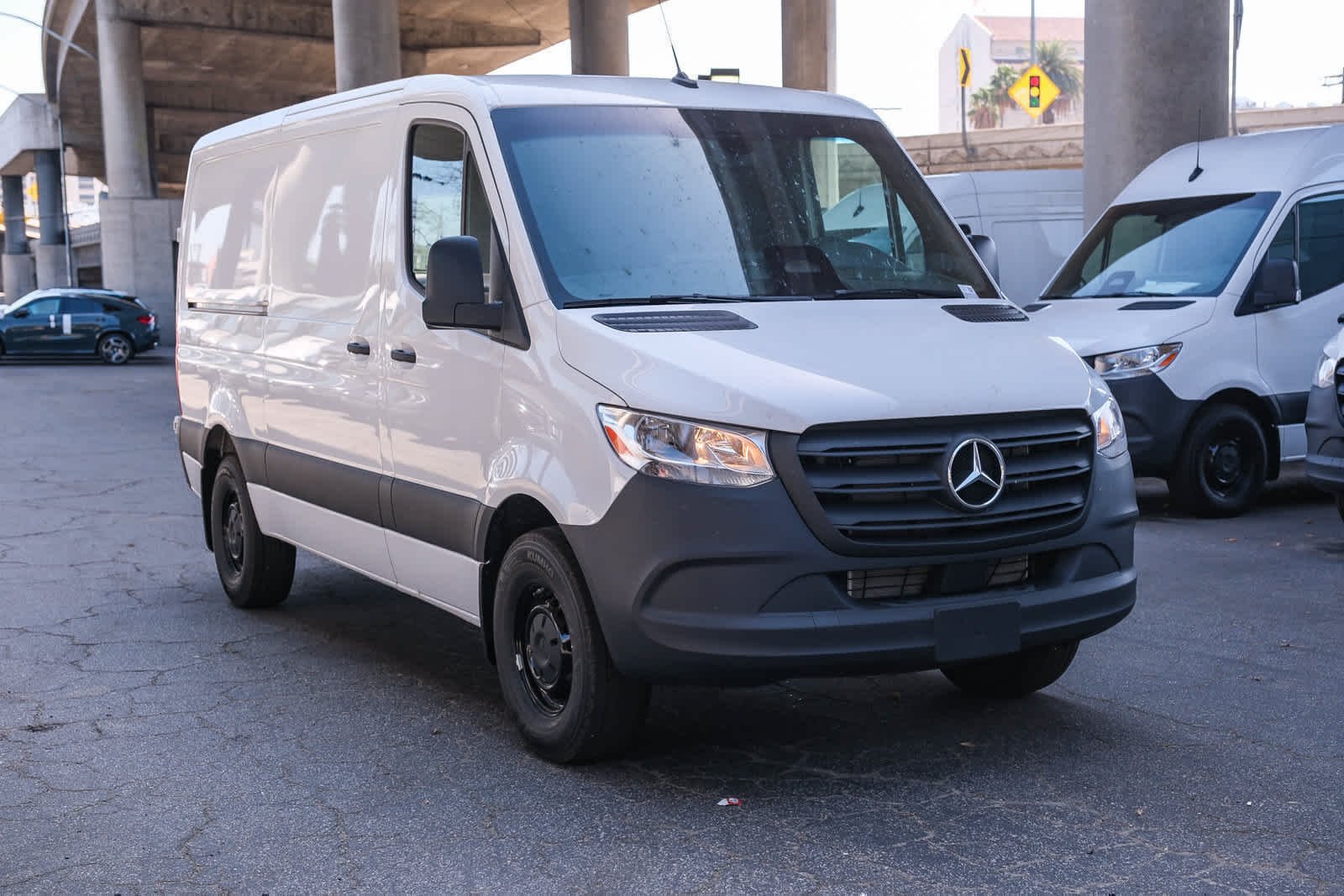 New 2026 Arctic+White Mercedes-Benz Cargo 144 WB  RWD 2.0L 4-Cylinder image 3