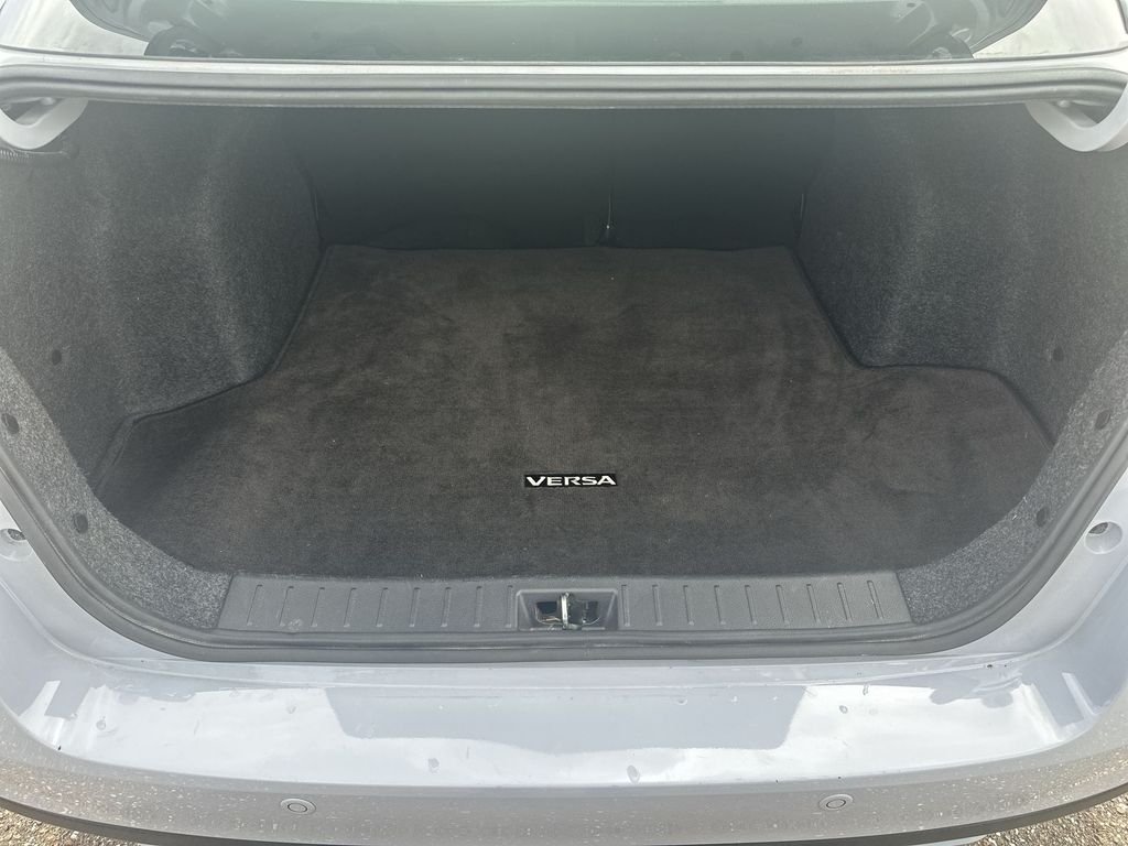 Used 2024 Gray Nissan SV image 23