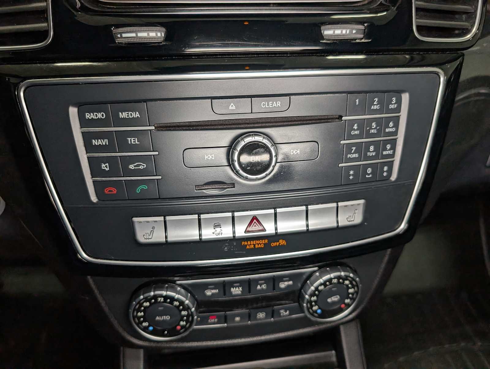 Used 2017 Polar White Mercedes-Benz GLE 350 image 26