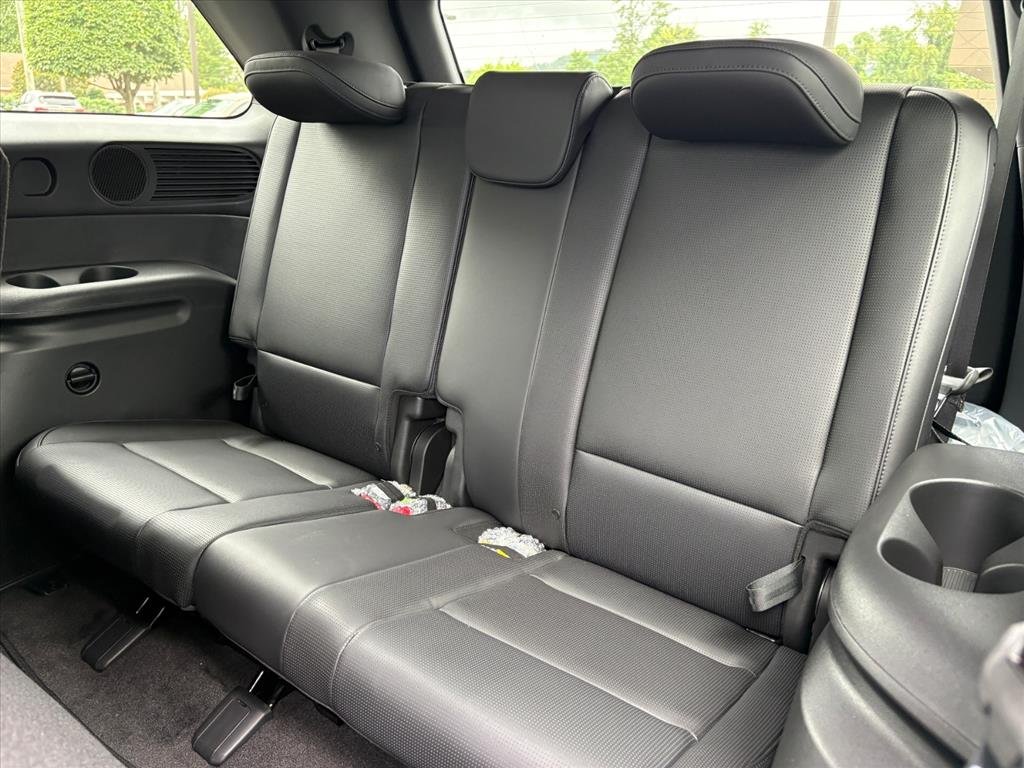 New 2026 Typhoon Silver Metallic T2x Hyundai SEL Premium 8 Passenger image 13