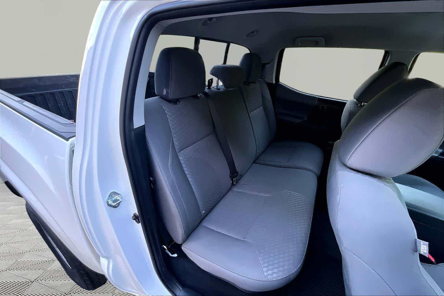 Used 2023 Ice Cap Toyota SR image 18