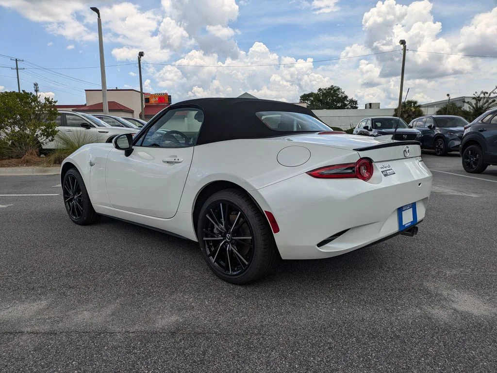 New 2026 Snowflake White Pearl Mazda Grand Touring image 6