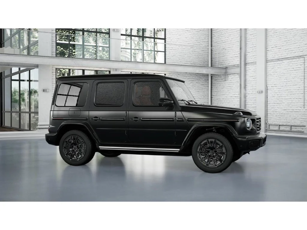 New 2027 Black Mercedes-Benz G 580 image 14