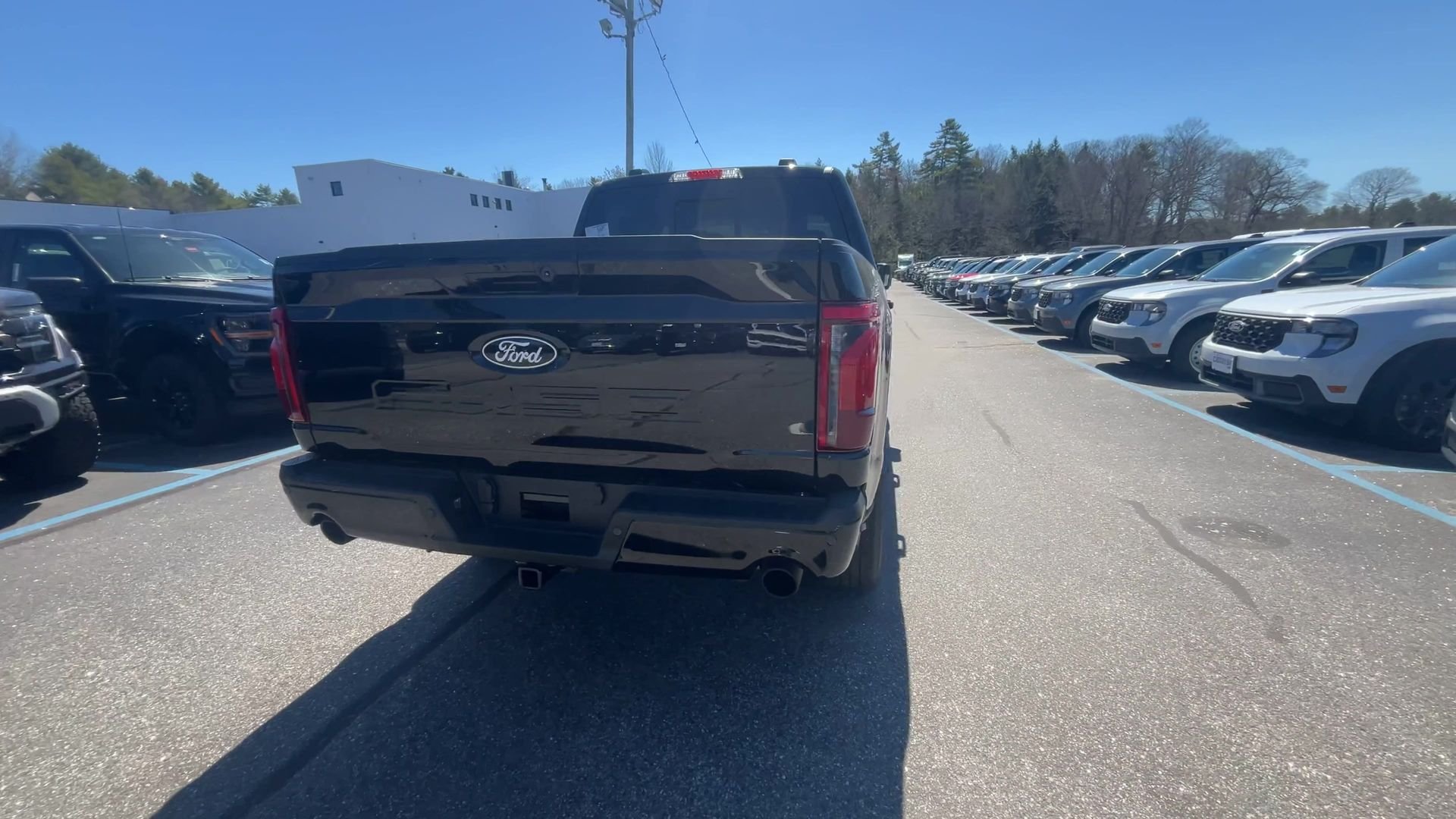 New 2026 Agate Black Metallic Ford XLT image 18
