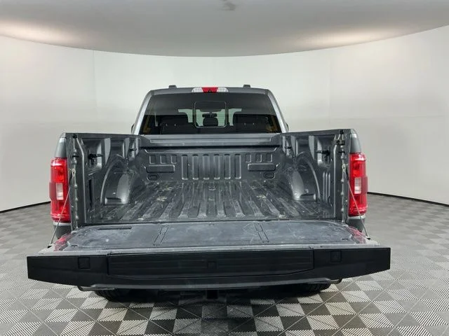Used 2023 Gray Ford XLT image 7
