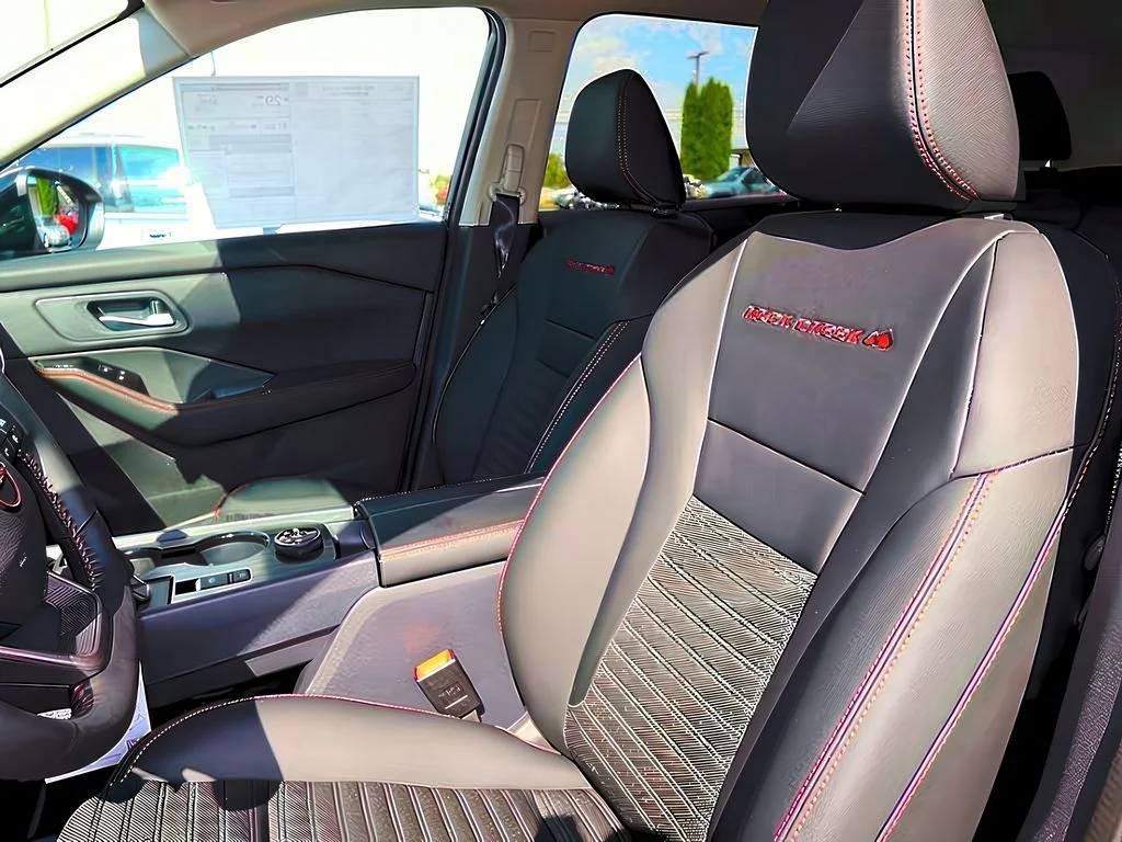 2025 Nissan Rogue Rock Creek - Photo 14