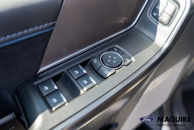 Used 2025 White Ford Platinum image 14