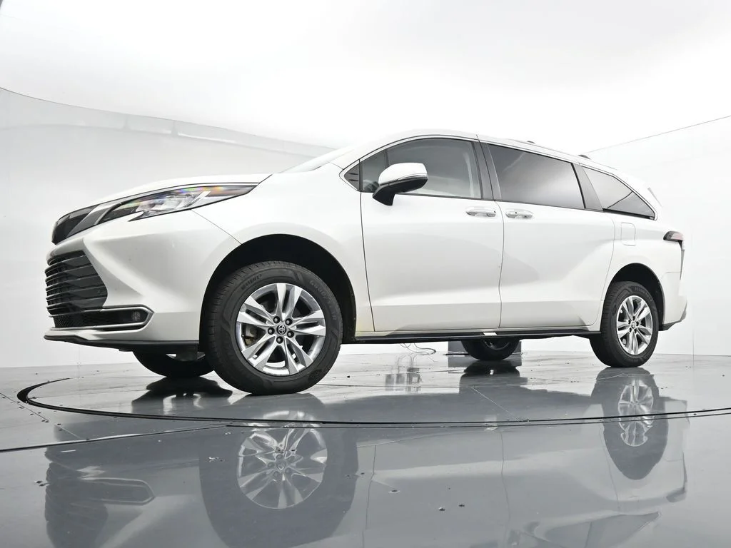 Used 2024 Beige Toyota Limited image 29