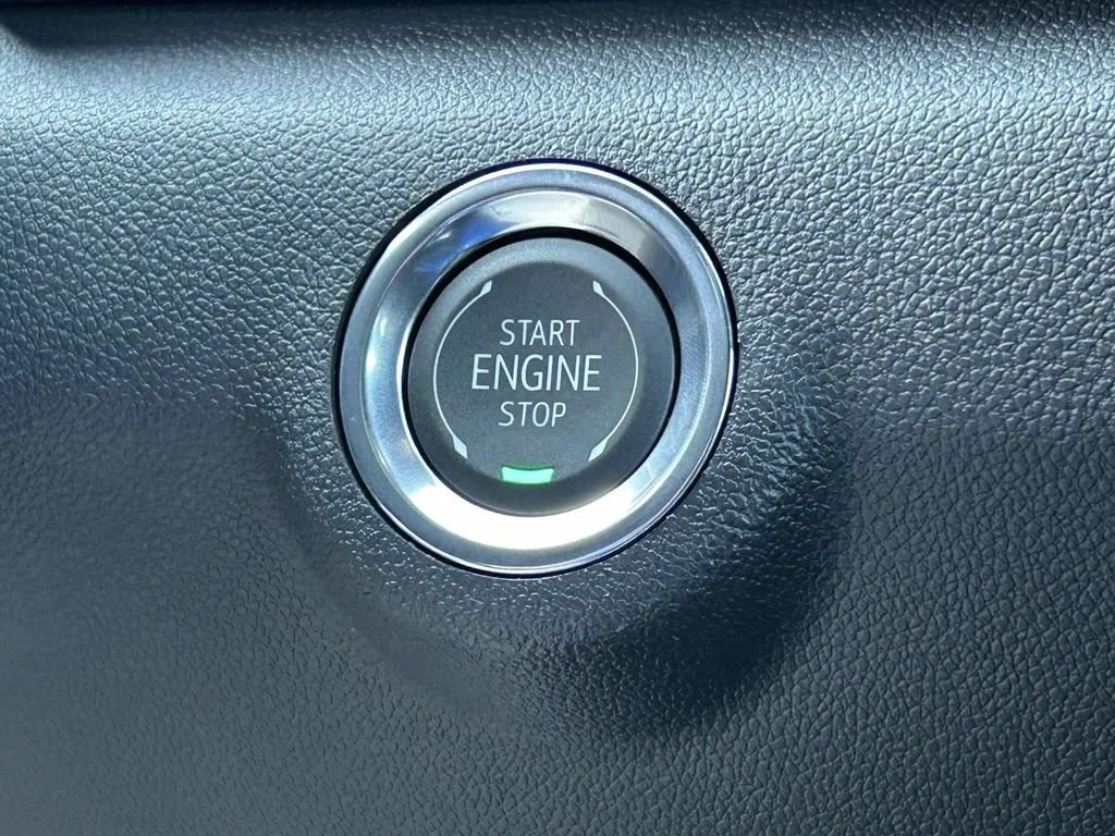 New 2027 Sterling Metallic GMC Elevation image 22