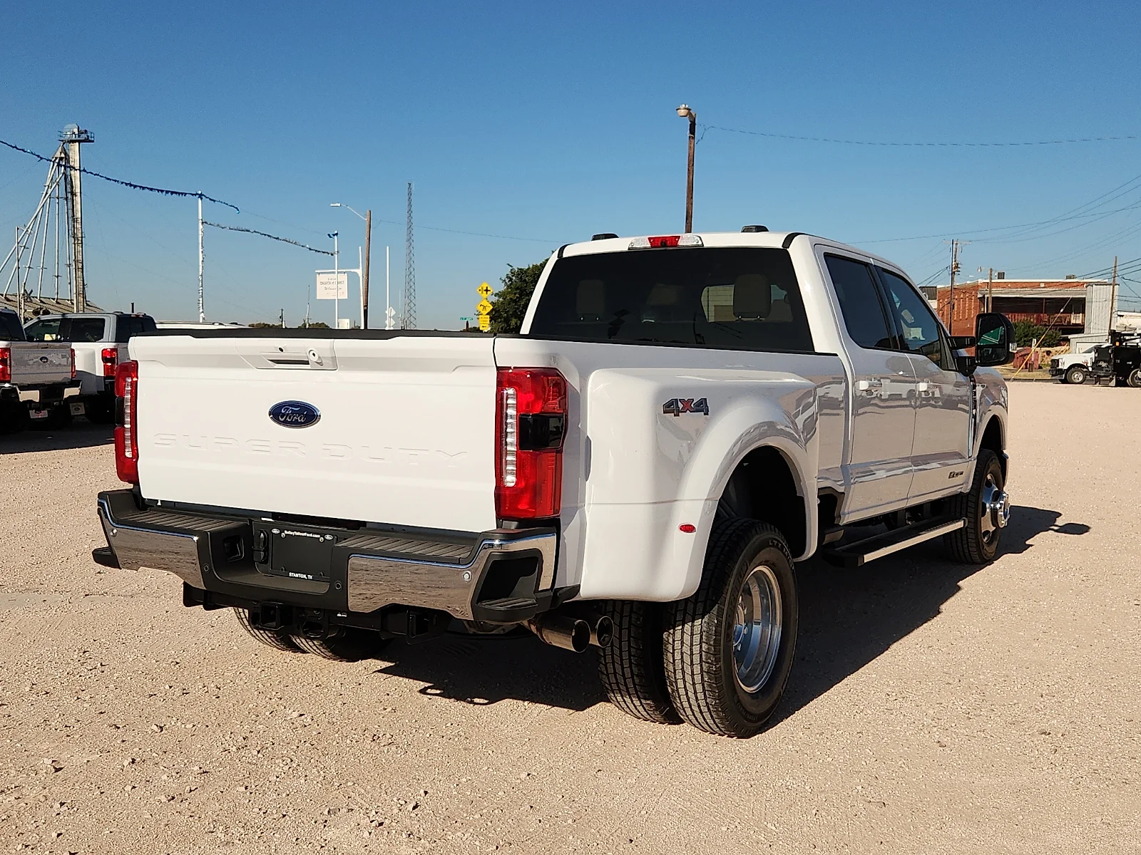 New 2026 Oxford White Ford LARIAT image 7