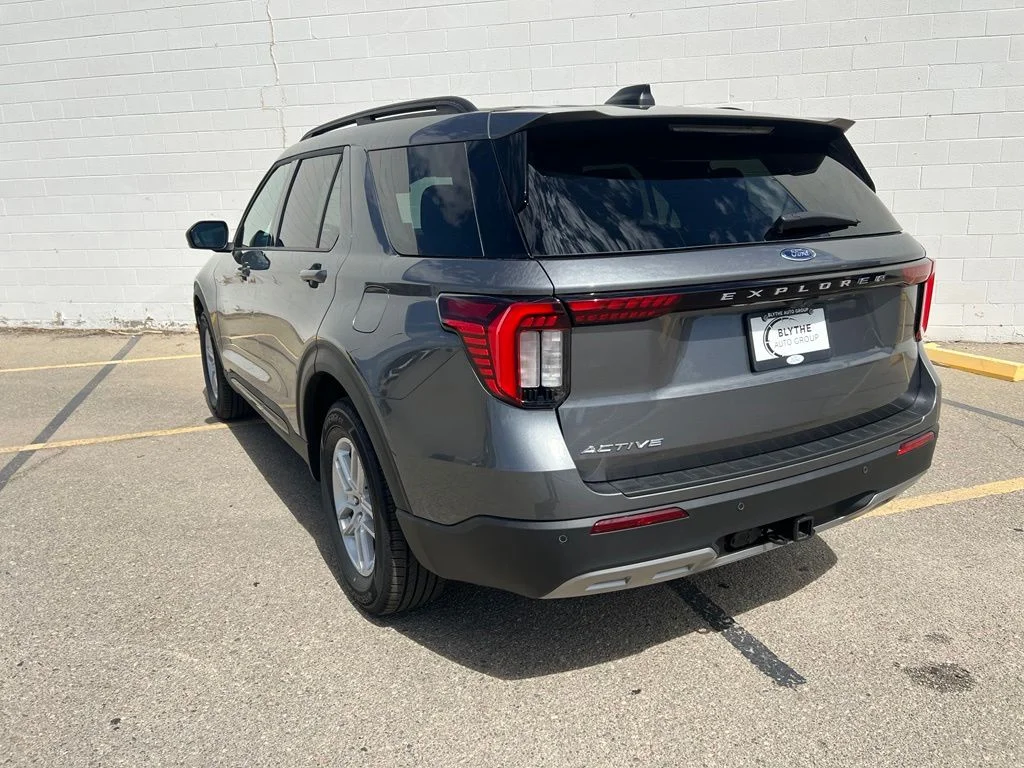 New 2026 Carbonized Gray Metallic Ford Active image 4