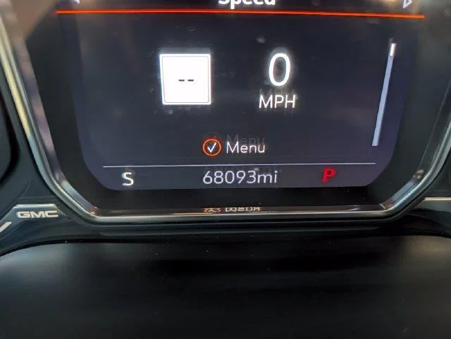 Used 2021 Onyx Black GMC Denali image 16