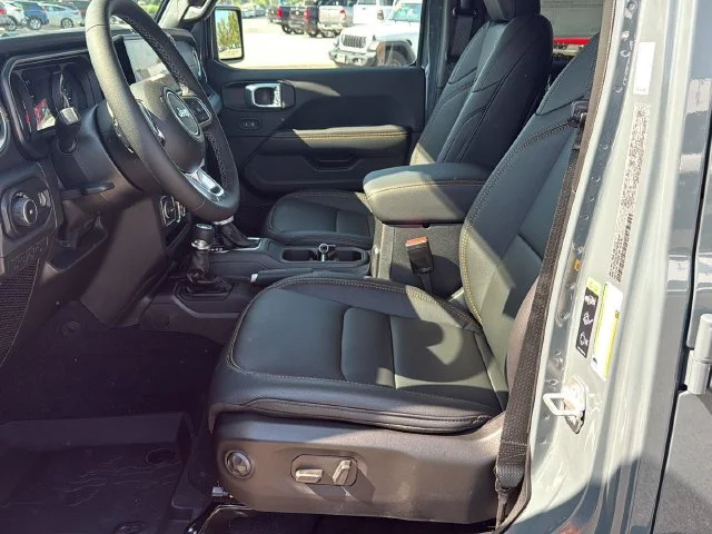 New 2026 Gray Jeep Sahara image 9