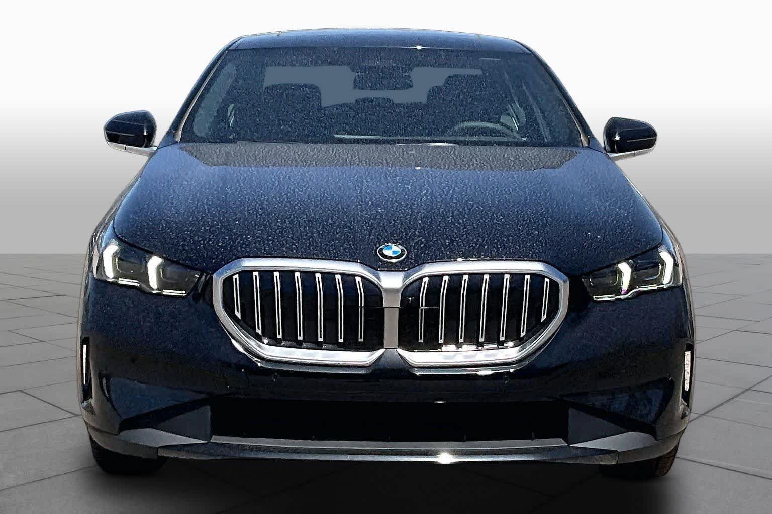 New 2027 Black Sapphire Metallic BMW 540i xDrive image 3