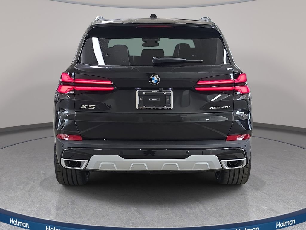 New 2026 Black Sapphire Metallic BMW xDrive40i image 6