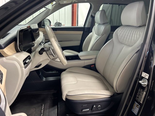 2025 Hyundai Palisade Limited - Photo 13