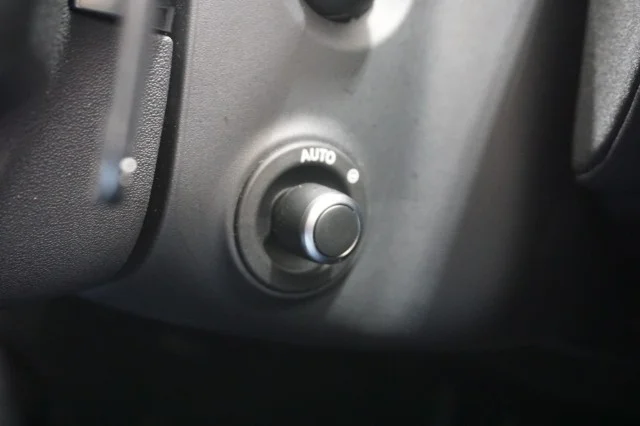 Used 2025 GRAY Land Rover S image 34