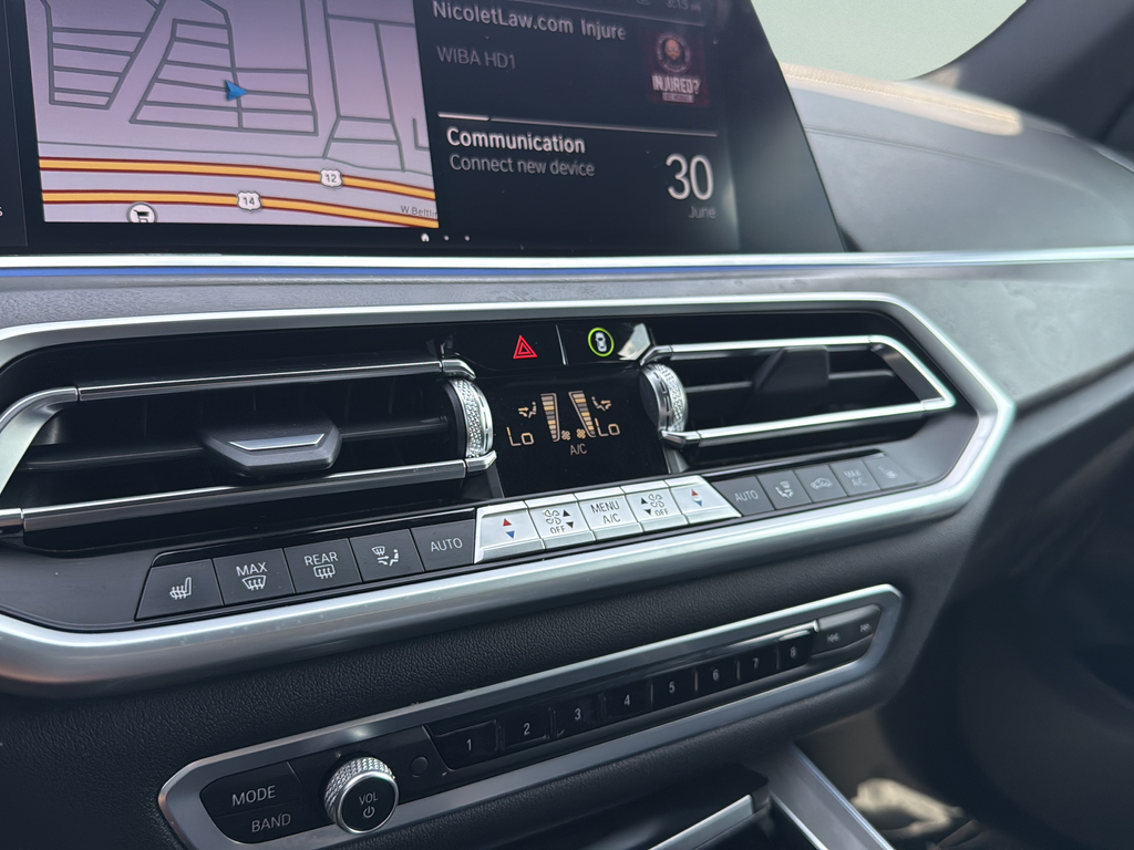 Used 2022 Dark Graphite Metallic BMW xDrive45e image 15