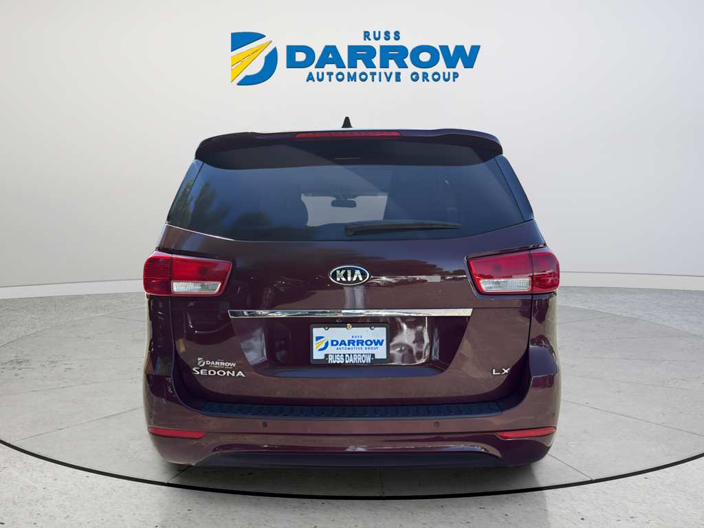 Used 2017 Red Kia LX image 4