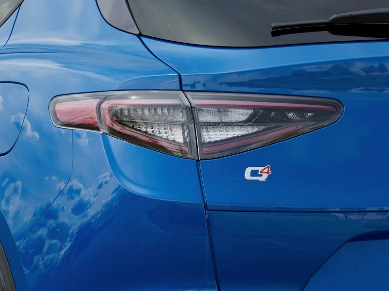 New 2025 Blue Alfa Romeo Base image 58