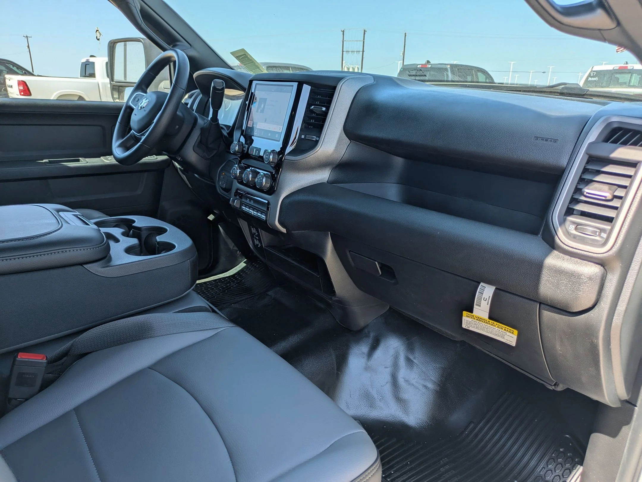 New 2026 Bright White Clearcoat RAM Tradesman image 20
