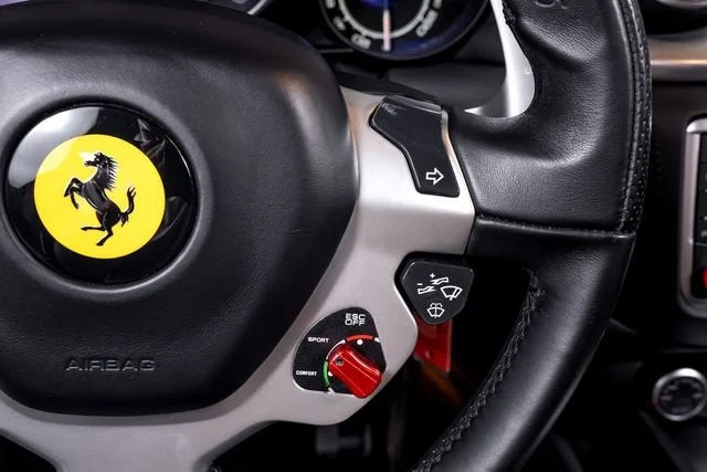 Used 2017 Nero Ferrari T image 40