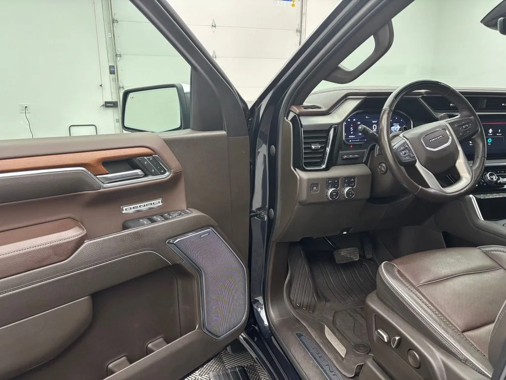 Used 2023 Silver GMC Denali image 16