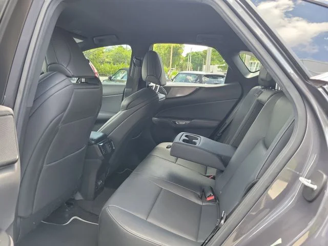 Used 2022 Gray Lexus 350 F SPORT Handling image 11