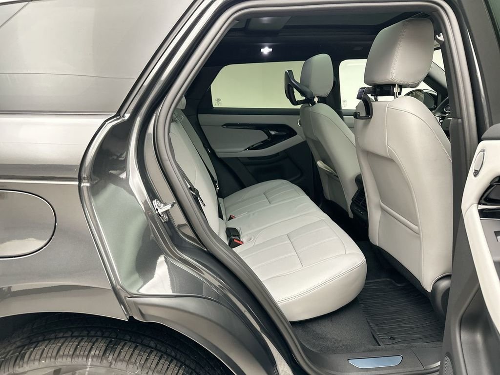 New 2026 Carpathian Grey Land Rover S image 7