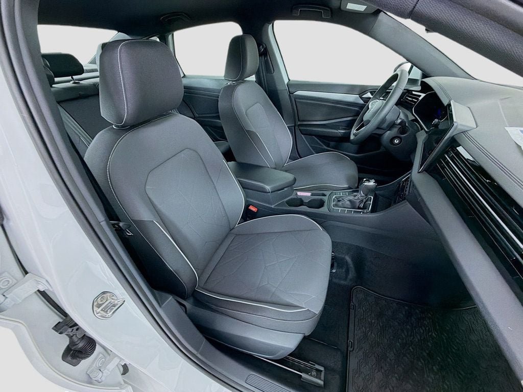 2026 Volkswagen Jetta Sport - Photo 26