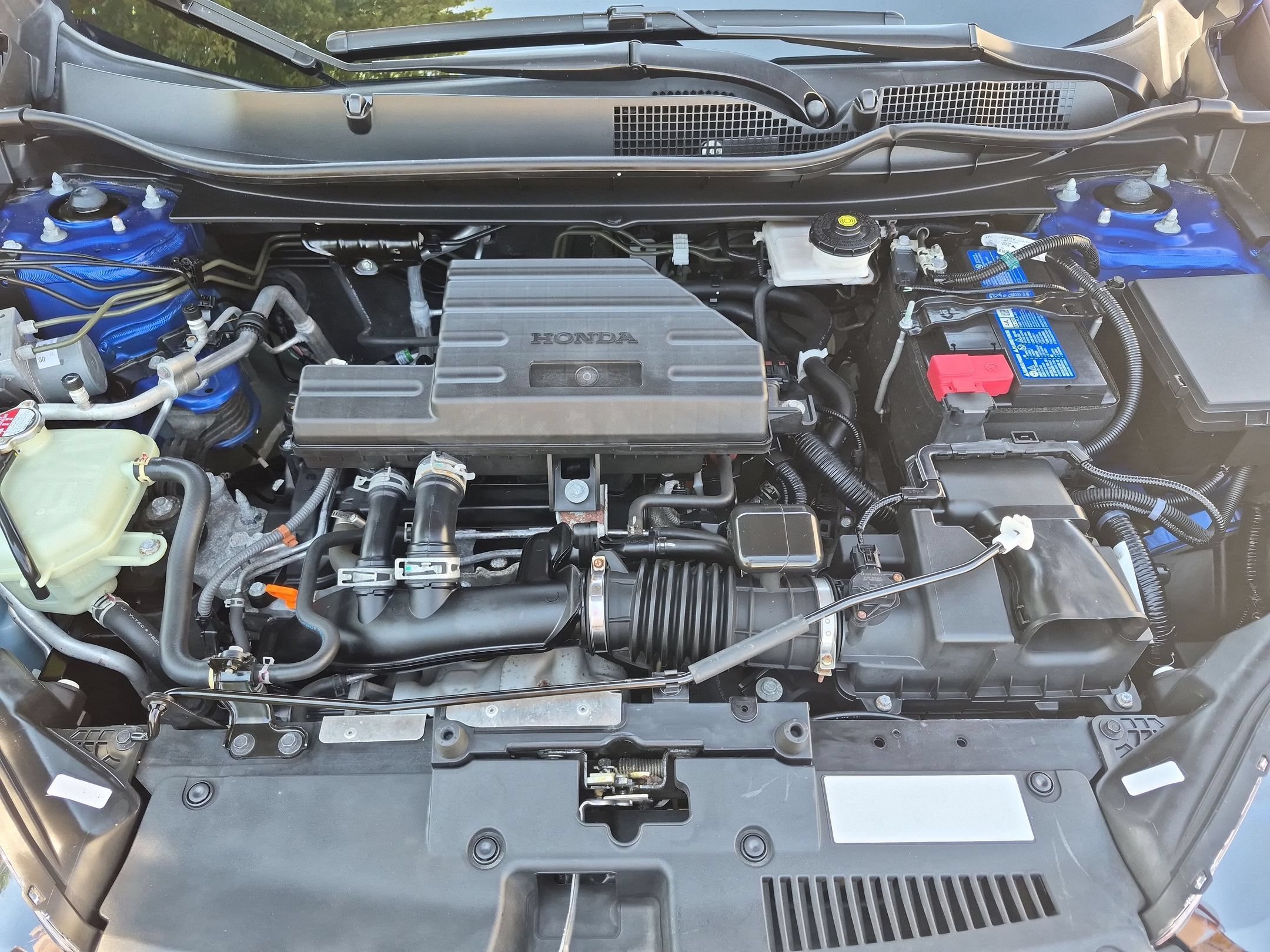 Certified Used 2022 Blue Honda Touring AWD image 35